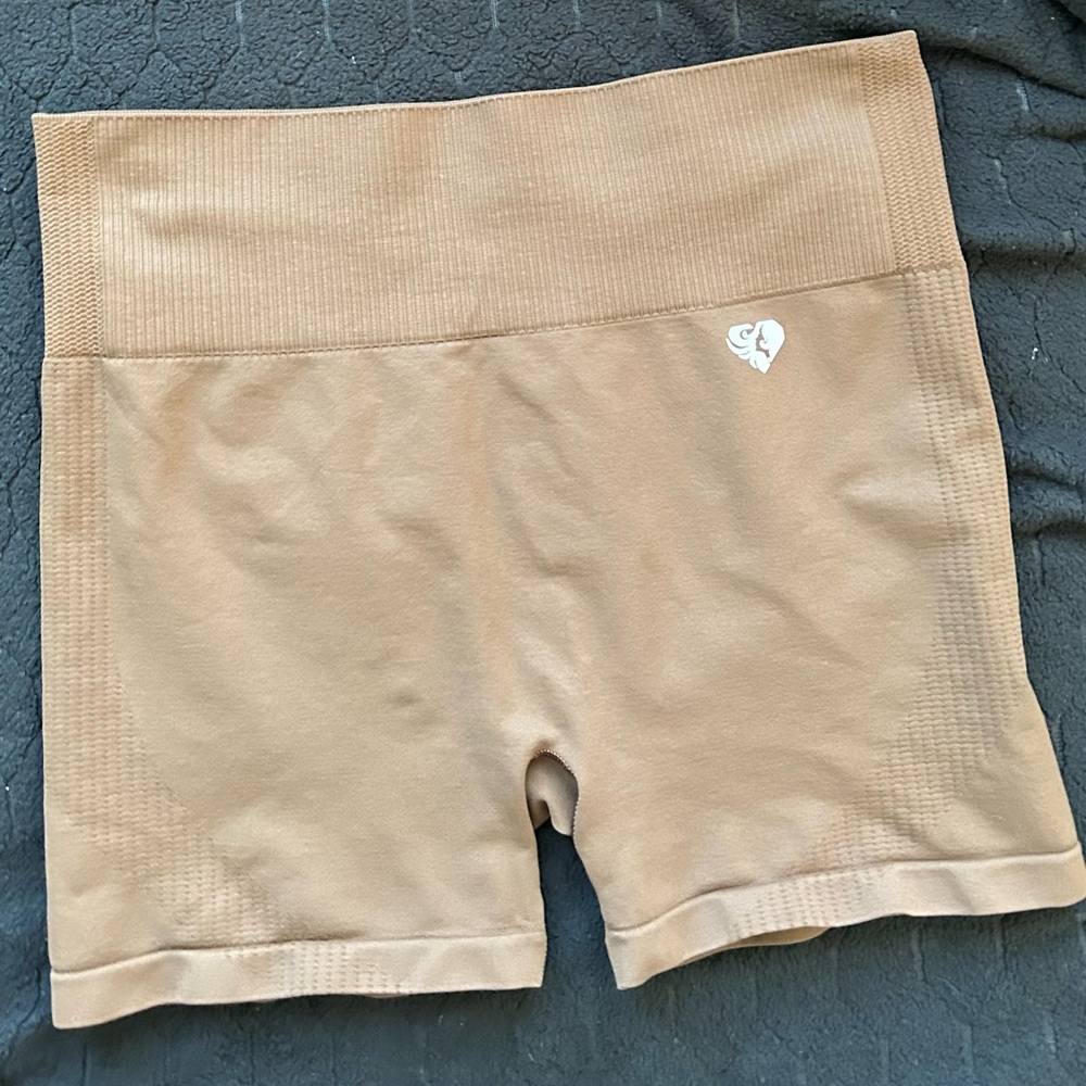 Women’s Best dark brown XL seamless athletic shorts